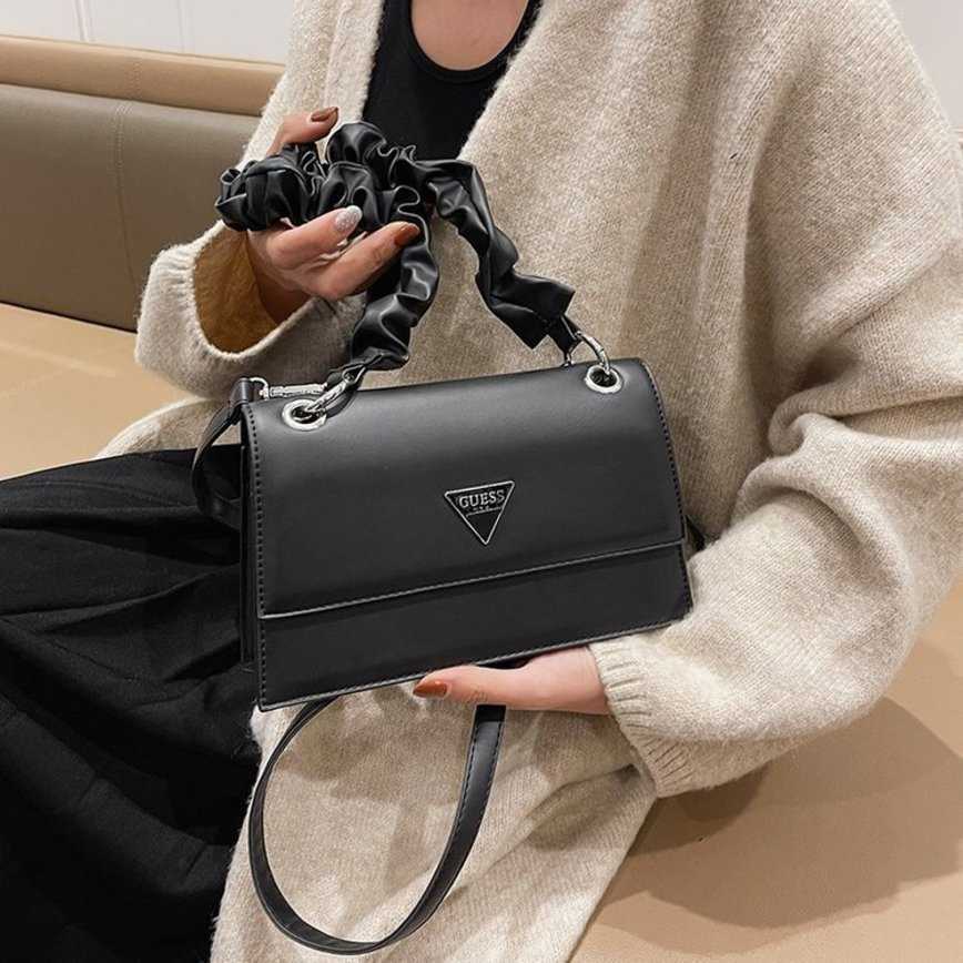 

2023 New Crossbody Bags for Women Bag women's simple single shoulder messenger pleated small square womenbags Designer Purse Handbags, White6