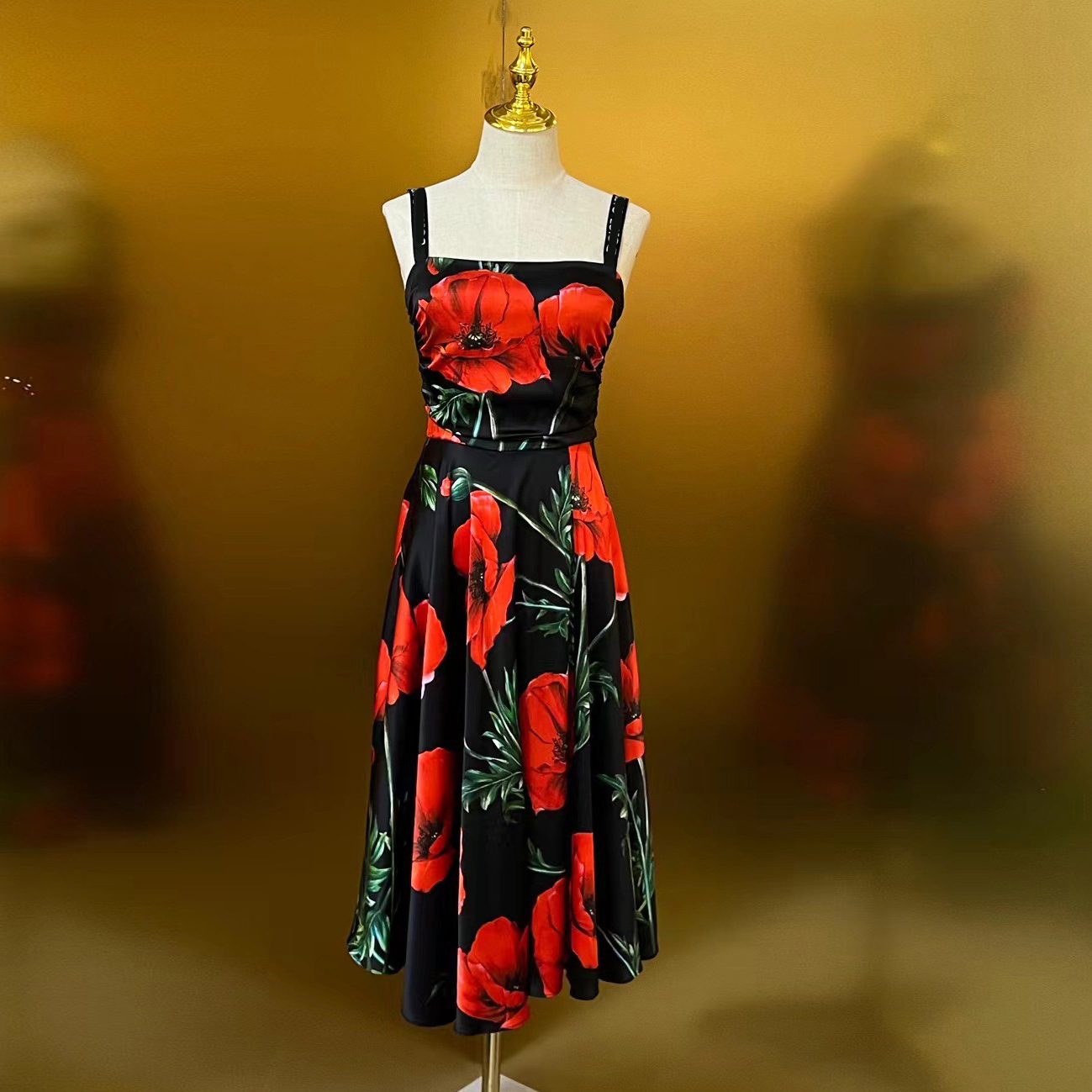 

Fancy Dress Floral Printed Gathered Waist Slash Neck Sleeveless Midi Fit&Flare Cami Dress, Black