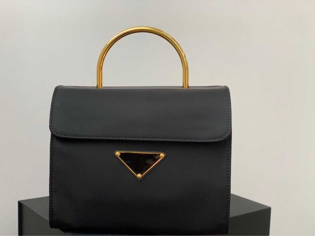 

Brand Shoulder Bags for 2023 vintage portable one-shoulder diagonal waterproof women's middle bag New Quality Handbags Purses Female, Black3