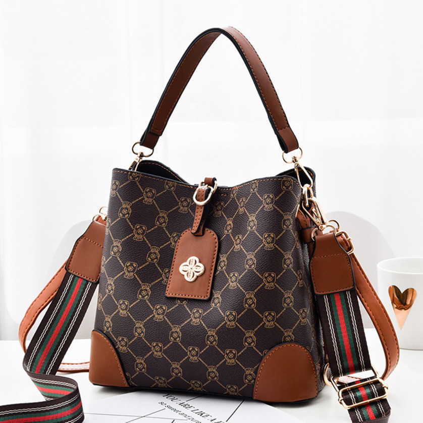 

2023 New Crossbody Bags for Female Texture wide shoulder strap women autumn winter diagonal simple one-shoulder bucket bag Shoulder Handbag 50%off Sale, Coffee3