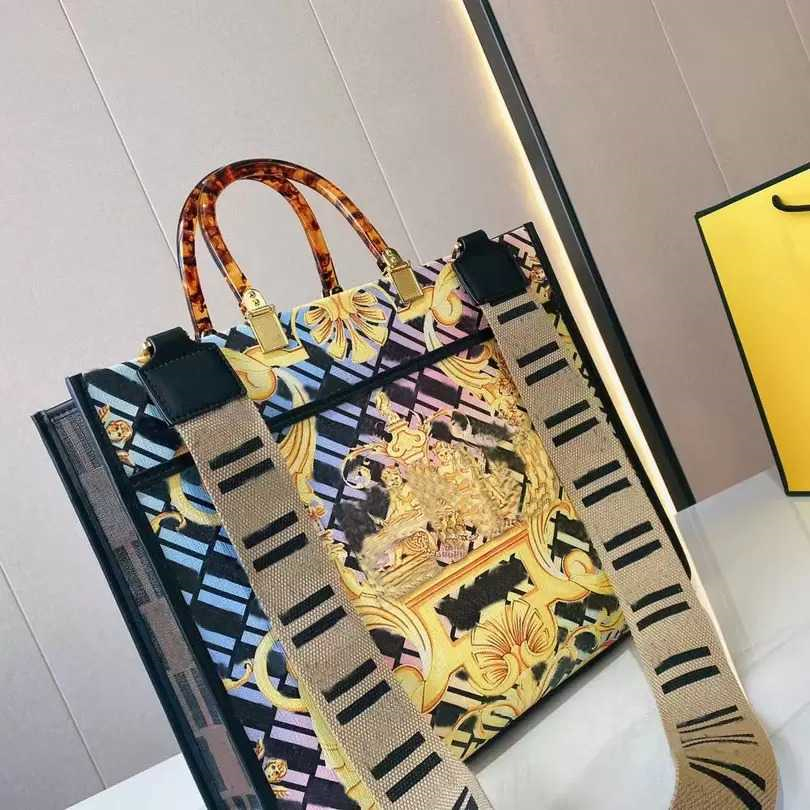 

Sunshine Handbag Crossbody Bags Cowhide Leather Hawksbill Handle Baroque Print Removable Shoulder Strap Fashion Letters Women Tote Shopping