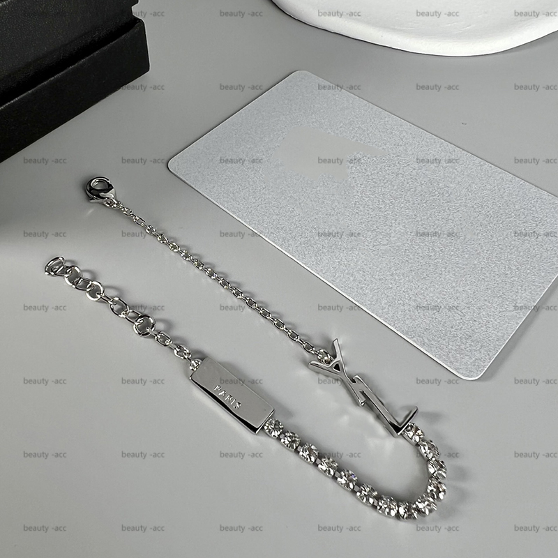 

Designer Bracelets Silver Love Bracelet Luxury Jewelry Gold Chains Letters Pendant Yes Crystal Bracelet For Women Charm Bangles Box Wedding