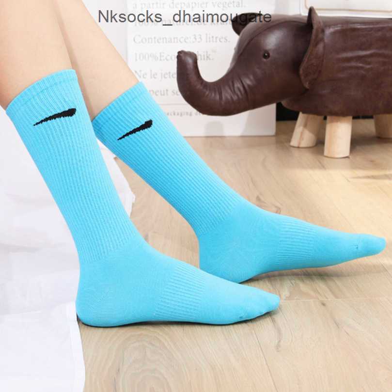 

Men's Fashion Luxury Socks Women's Hook Brand Stockings Designers Candy Colorful Medium Long Women Men Couple's Stocking Breathable Yoga Sports Running Sock I8or, Pink