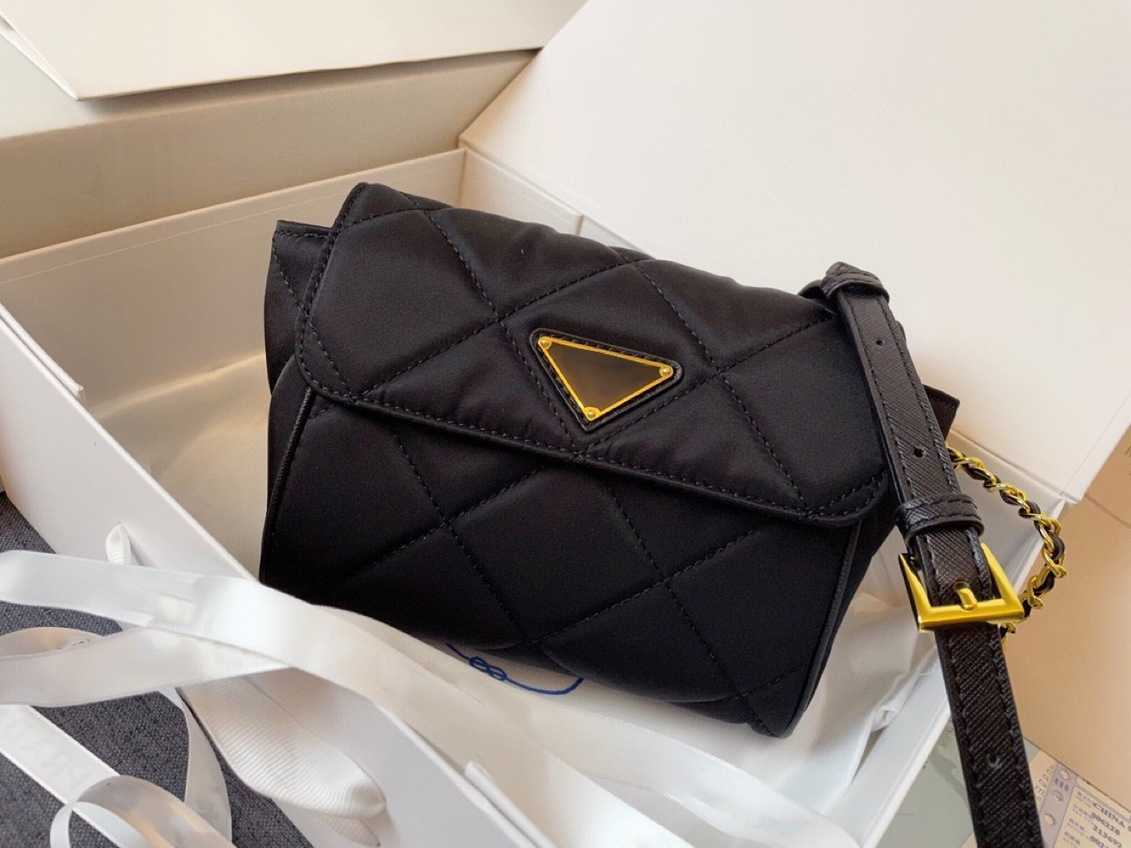 

2023 High Quality Women Bags medium rhombus chain red single shoulder messenger underarm black mini bag female 70%off Factory Handbags, Black4