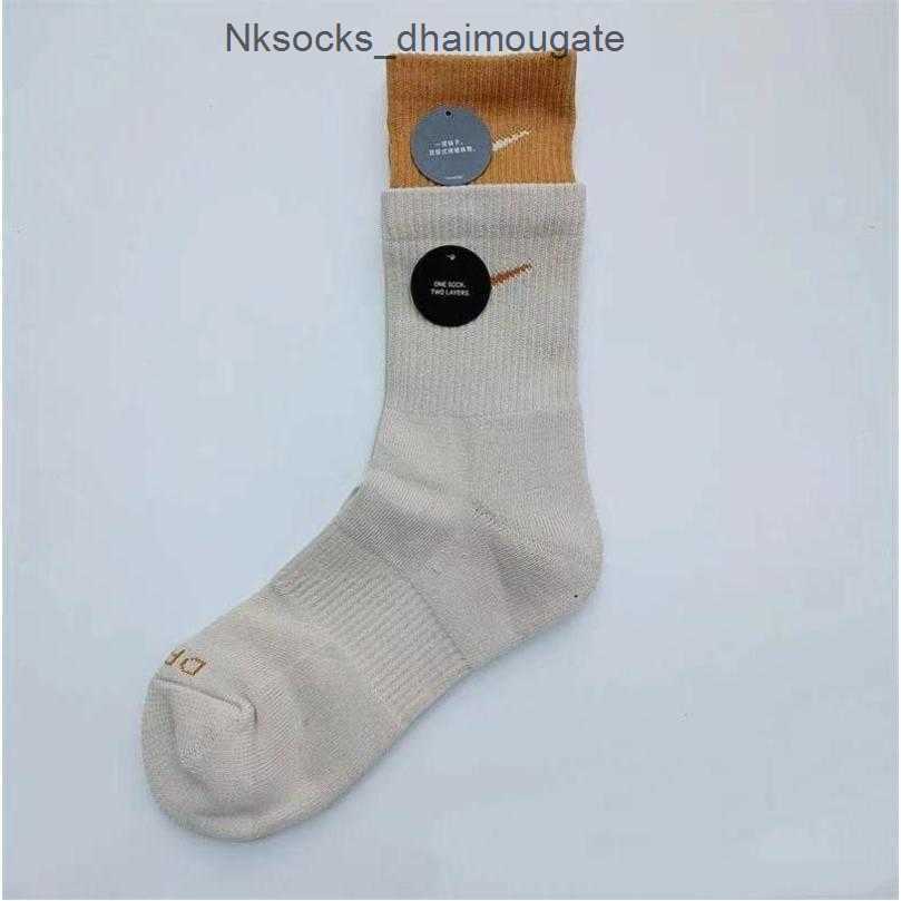 

Fashion Men's Classic Socks Women's Hook Brand Stockings Designers Fake Two Pairs Splicing High Tube Women Men Sports Yoga Breathable Stocking Couple's Sock 6q4f, Long tube 6