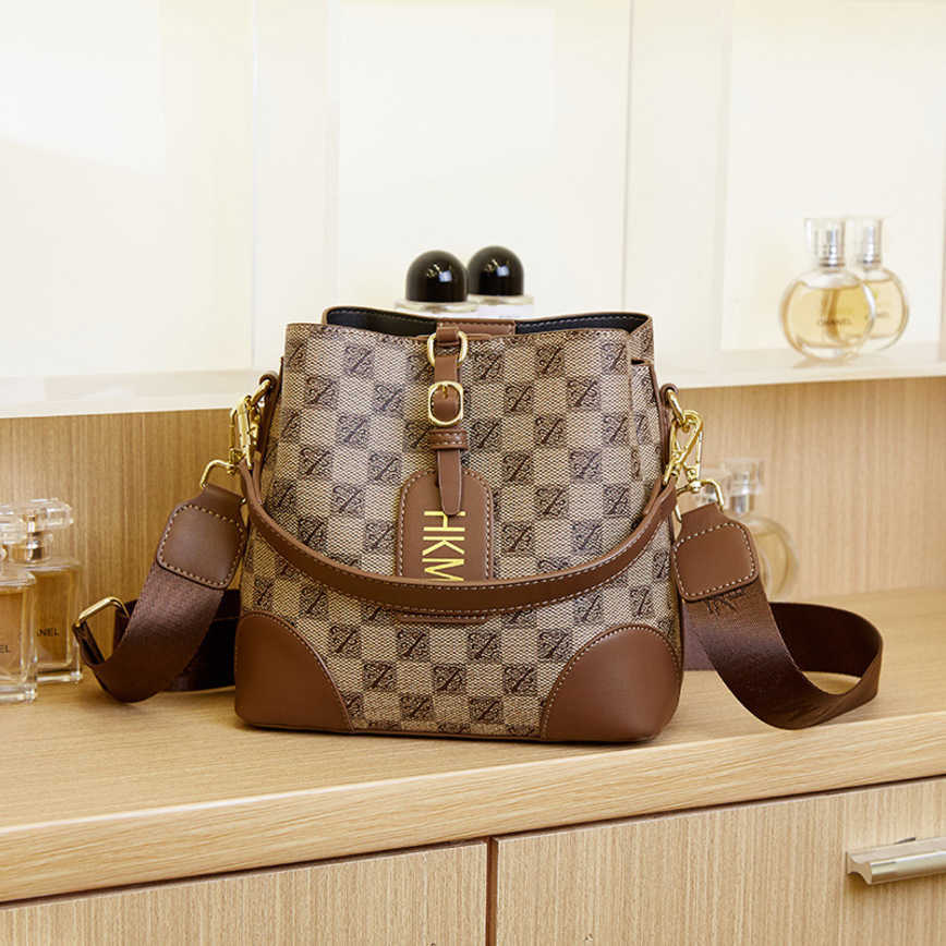 

55%off Discount Bags Fashion Handbag Korean fashionable advanced bucket one shoulder diagonal cross bag tide New Crossbody Bags 2023, Khaki5