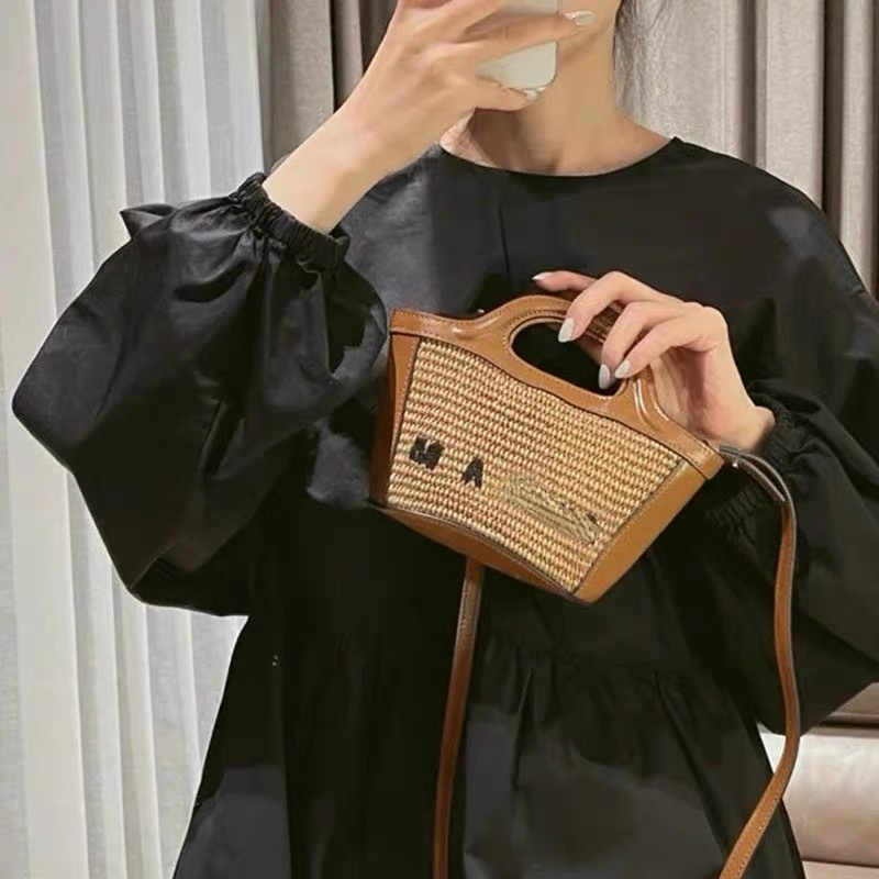 

Tidal Current Design Evening Bags Women's Holiday Wind Grass Braid 2023 New Vintage Beach Vegetable Basket Diagonal Span Women's Bag, Brown