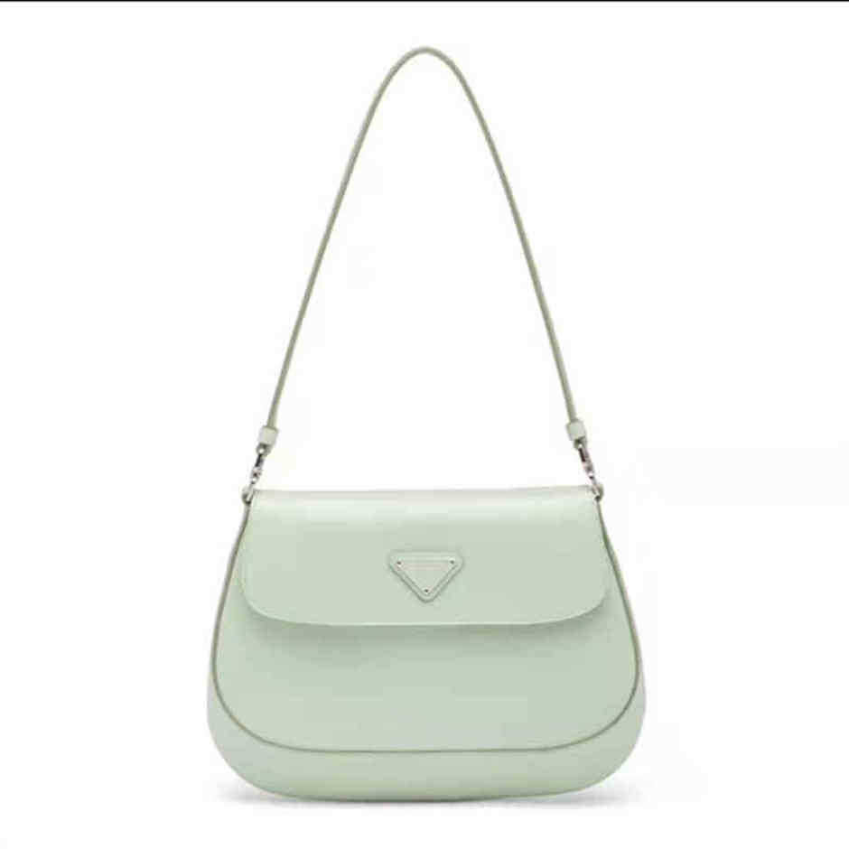 

2023 New Luxury High Quality Fashion Bag Cleo armpit cover head flip leather Single Messenger French stickHigh, White8