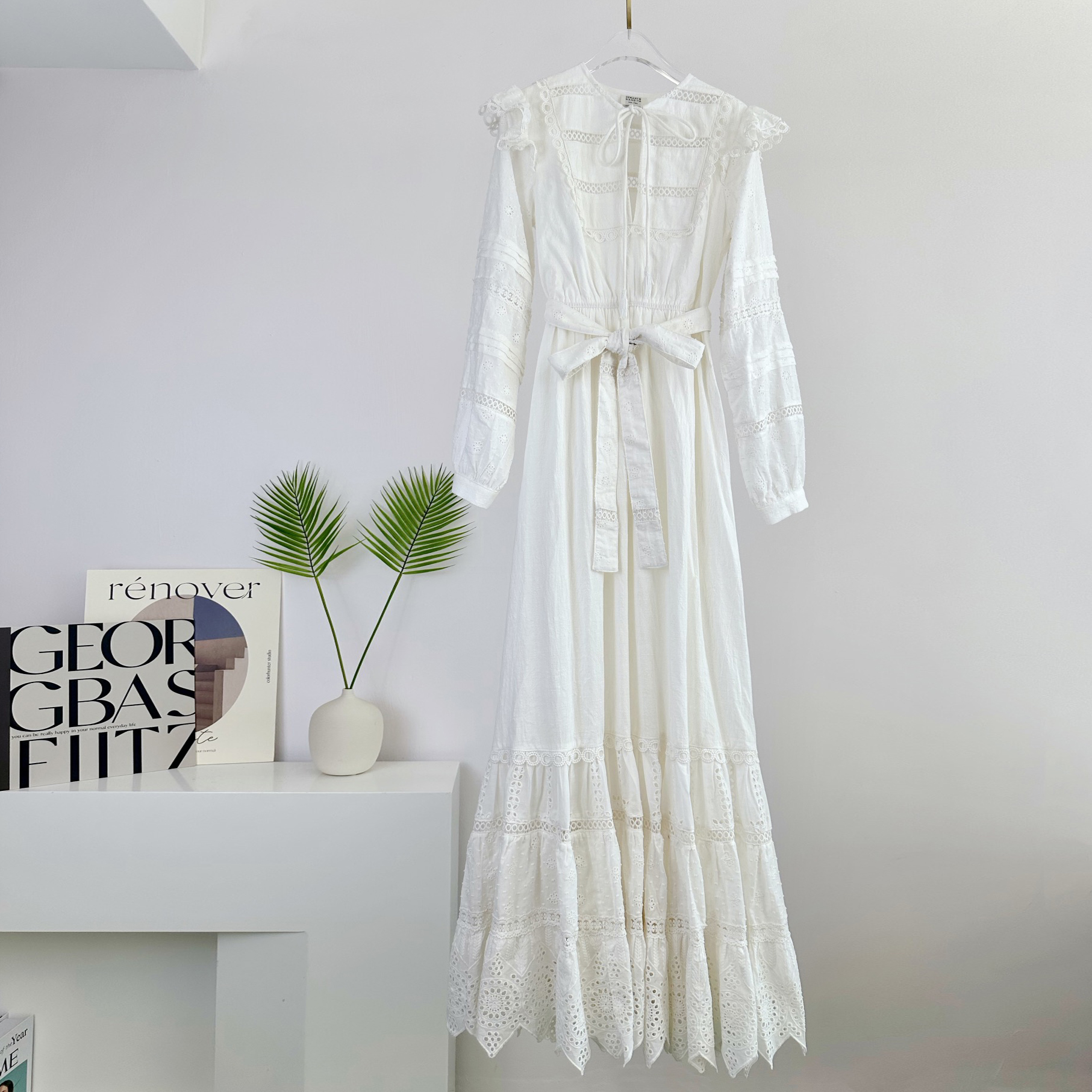 

Womens dress V-neck lantern Sleeve Embroidery hollow-out long Dress, Black