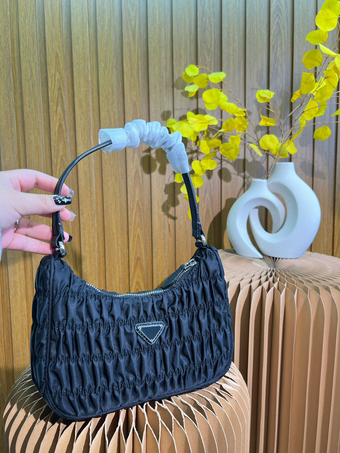 

Brand Design Underarm Bag 2023 Fashion minimalist pleated Bag sportsexy Style handbag, #4 as picture color