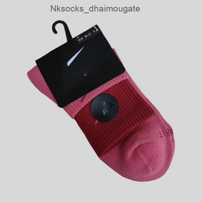 

Men's Luxury Fashion Socks Women's Hook Brand Stockings Designers Color Splicing Men Women Lovers Towel Bottom Medium Stocking Sports Yoga Breathable Sock Iolc, High cylinder 7