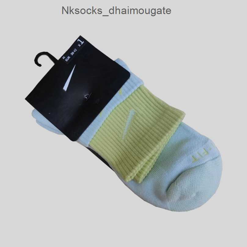 

Fashion Men's Classic Socks Women's Hook Brand Stockings Designers Color Splicing Men Women Lovers Towel Bottom Medium Stocking Sports Yoga Breathable Sock 1kp0, Medium cylinder 5