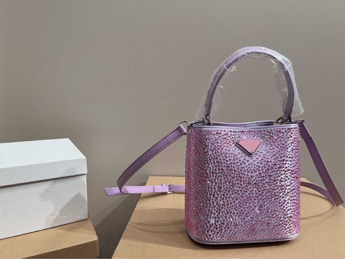 

55%off Discount Bags Fashion Handbag Spring summer triangle sparkling diamond bucket single shoulder messenger handbag New Crossbody Bags 2023, White5