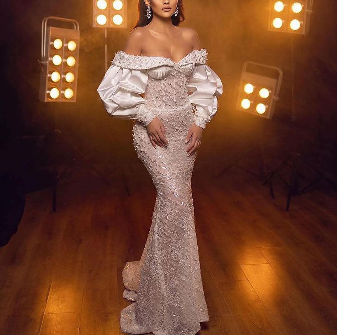 Stylish Evening Dresses Long Sleeves V Neck Off Shoulder Pearls Beaded Appliques Sequins Floor Length Celebrity Formal Prom Dresses Plus Size Gowns