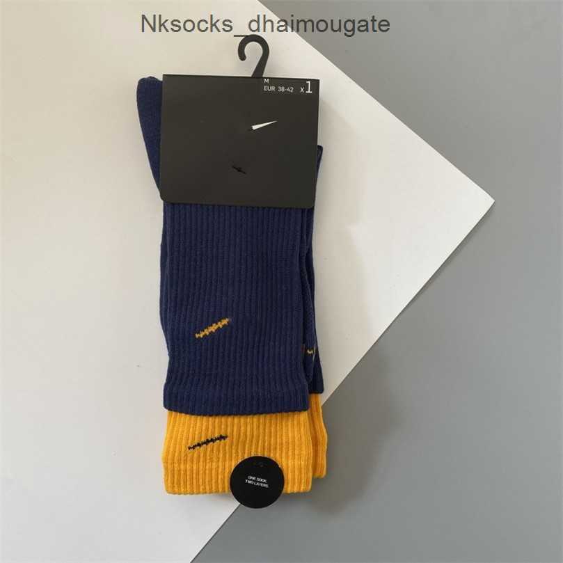

Fashion Men's Luxury Socks Women's Hook Brand Stockings Designers Fake Two Pairs Splicing High Tube Women Men Sports Yoga Breathable Stocking Couple's Sock 9jmu, Long tube 16