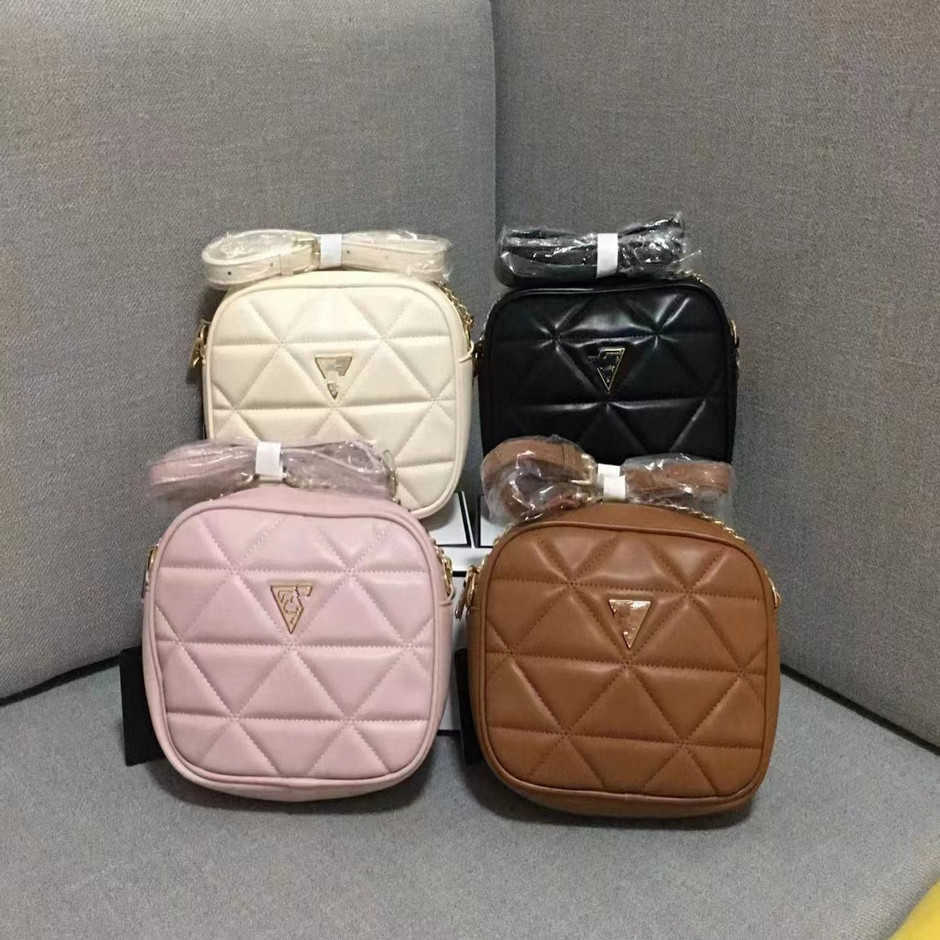 

2023 New Luxury High Quality Fashion Bag Pure Color Simple Small Square Camera Rhombic Embossed One Shoulder Crossbody Women's BagHigh, Black11