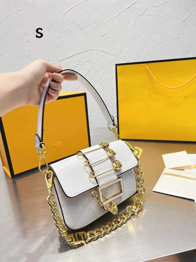 

Female Bags 2023 High Quality Chain Straddle Handbag Women's Bag Tide Ladies Crossbody Tote Handbags for Women B36G, Black small