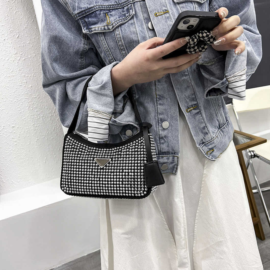 

New fashion bag wholesale market style niche premium texture popular one Messenger HandbagHigh, White10