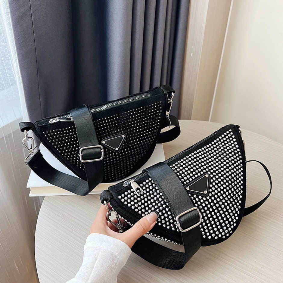 

2023 New Luxury High Quality Fashion Bag Water Flash Diamond One Shoulder Crossbody Versatile Handheld Geometric Women's BagHigh, Black10