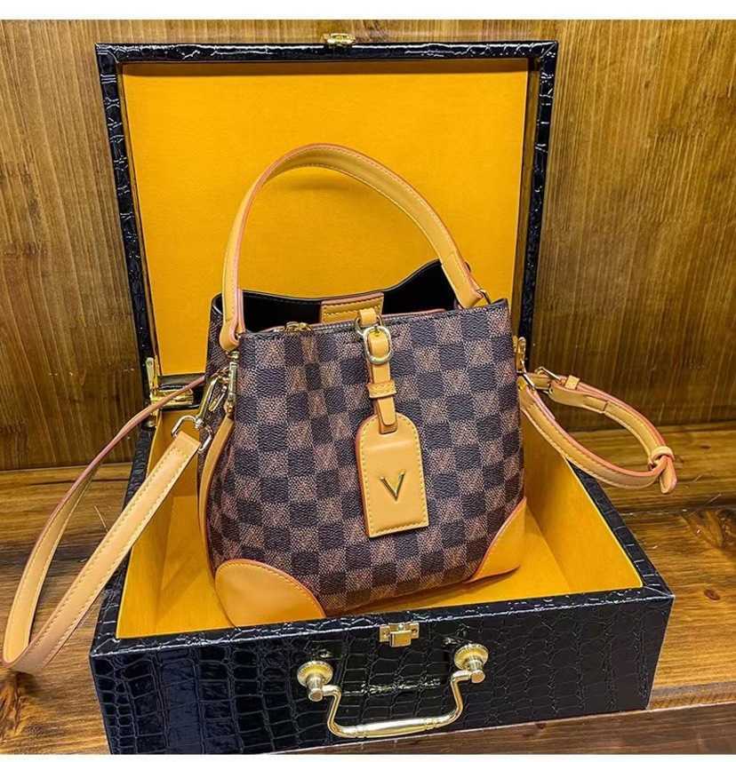 

Female Bags 2023 High Quality Women's bucket women's single-shoulder messenger high-grade handbag versatile Ladies Crossbody Tote Handbags for Women, Brown lattice
