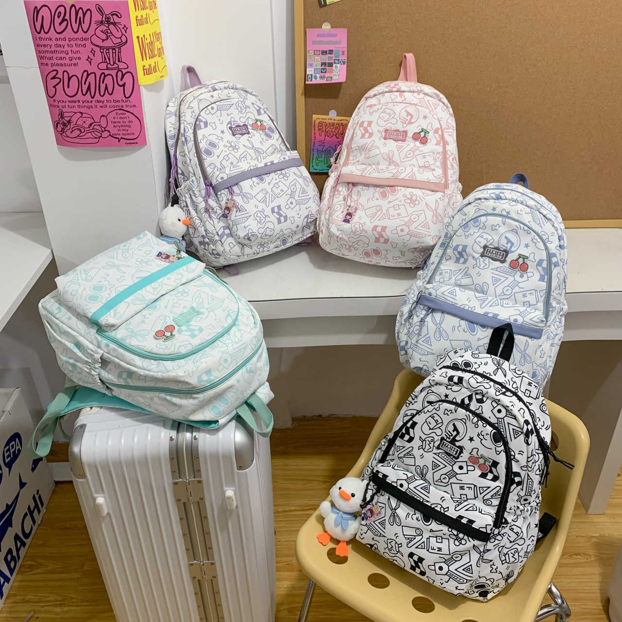 

Schoolbag Girl ins Cute High school junior high school students Large capacity Versatile backpack Primary school students Simple small fresh, Black