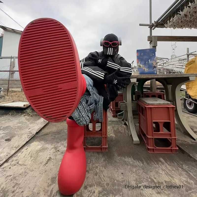 

2023 Mschf Men Women Rain Boots Designers Big Red Boot Thick Bottom Non-slip Booties Rubber Platform Bootie Fashion Astro Boy Size 35-46 Hit