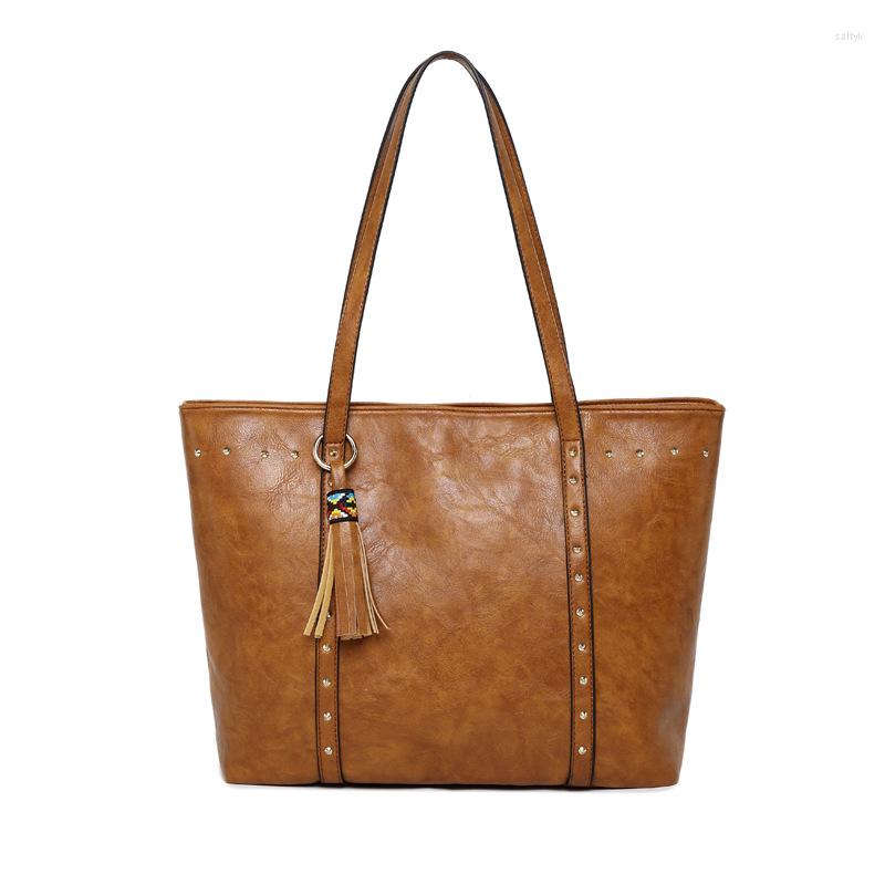 

Evening Bags 2023 Spring Woman Crossbody Shoulder Messenger Vintage Women Big Tassels Handbags Sac A Main, Black