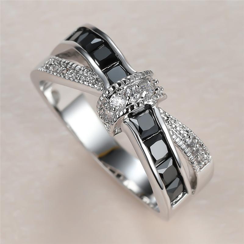 

Wedding Rings Vintage Female Black Crystal Stone Ring Charm Silver Color For Women Promise Cross Zircon Engagement RingWedding