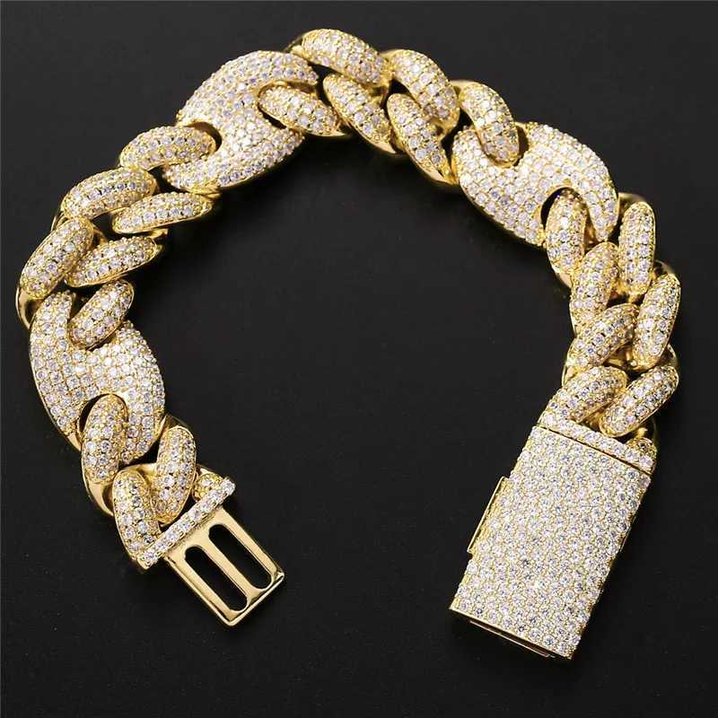 

Custom Fashion Jewelry 925 Sterling Silver Gold Plated VVS Diamond Bracelet Men