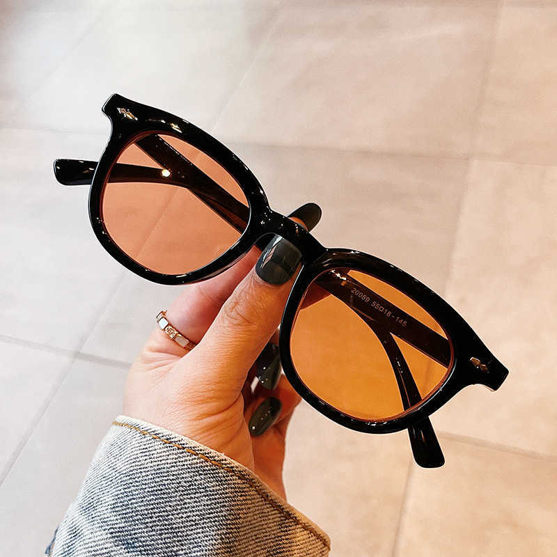 

Sunglasses New Small Round Frame Sunglass Vintage Fashion Trendy Colorful Male Female Shades Luxury Brand Designer Cool Travelling Eyewear G230225