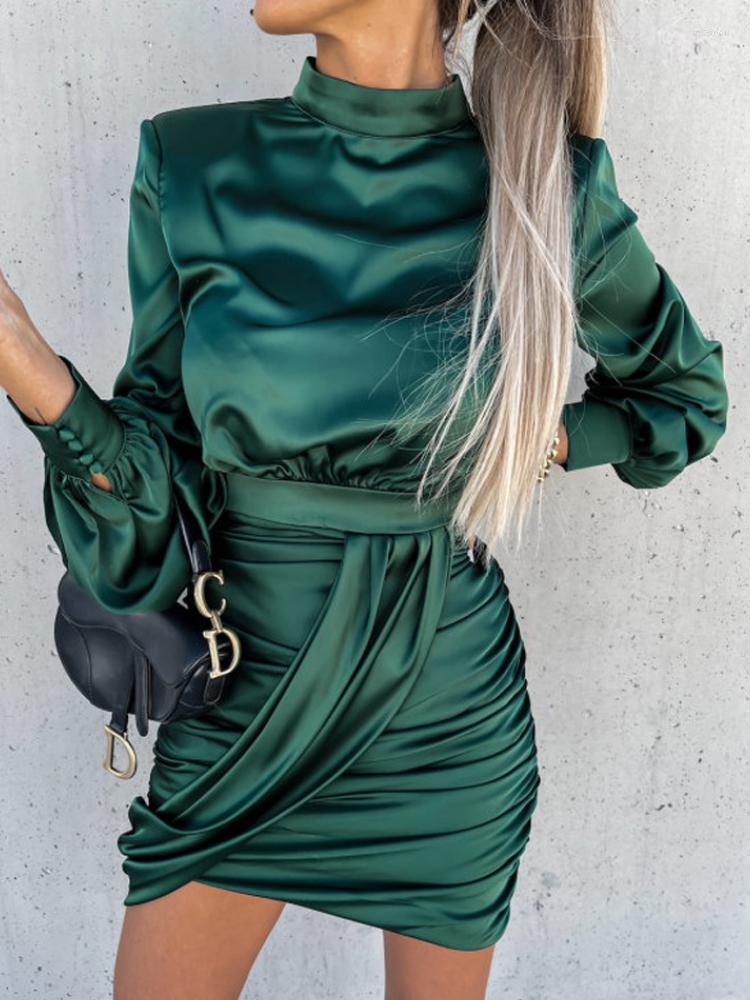 

Casual Dresses Super Chic Spring Summer Solid Loose Dress For Women Commuter Long Sleeve Round Neck, Black