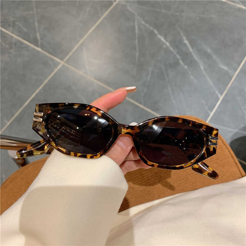 

Sunglasses Square Frame Wholesale Shades Sun Glasses Women 2021 New Retro Vintage Designer Fashion Sunglasses For Women And Man Car Bicycle G230225
