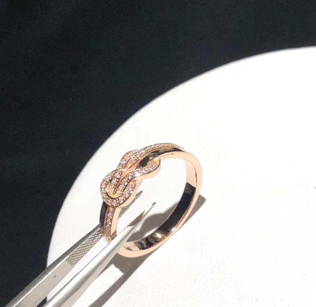 

Designer Silver Ring women's personality unique cross pull fashion band rings for woman iconic light luxury Band Rings wedding ring jewelry