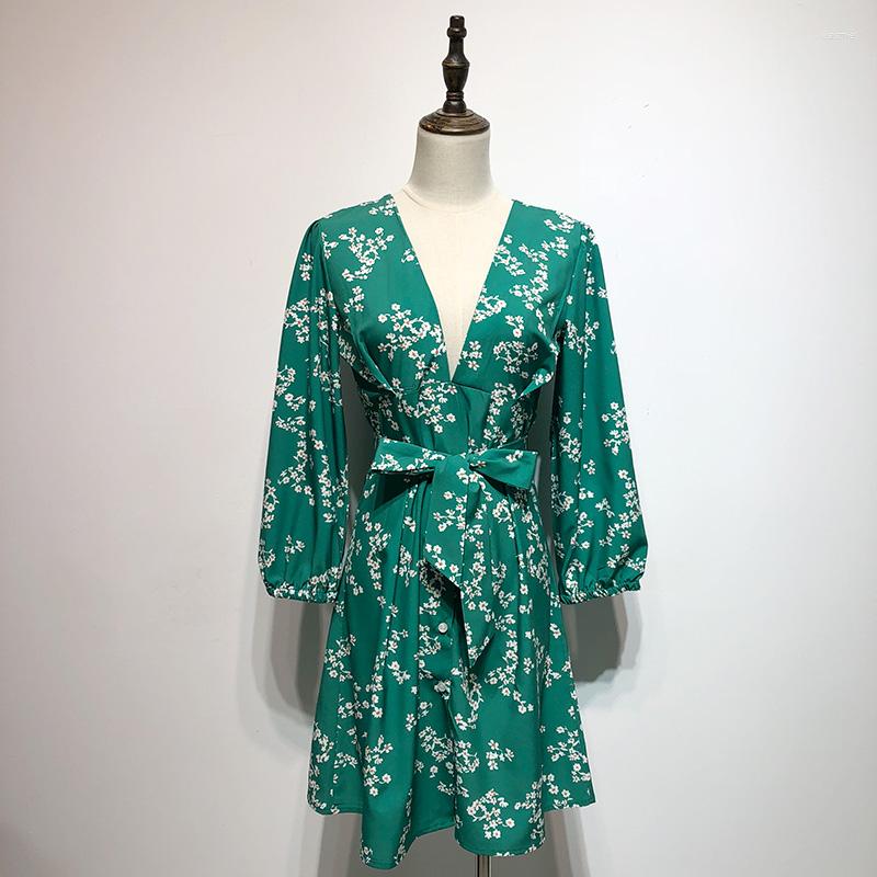 

Casual Dresses Retro European Design Fashion Women French Style V-neck Green Flowers Print Sashes Bow High Waist Knee Length Dress Vestidos