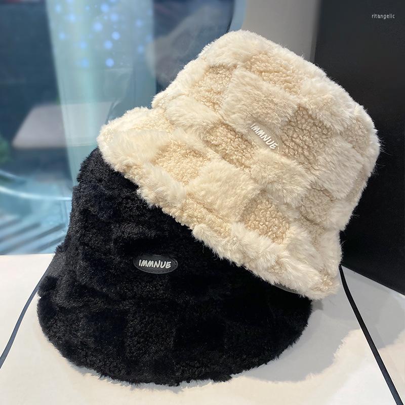 

Berets Lamb Fleece Checker Fisherman's Hat Autumn And Winter Thickened Warm Basin Letter Bucket