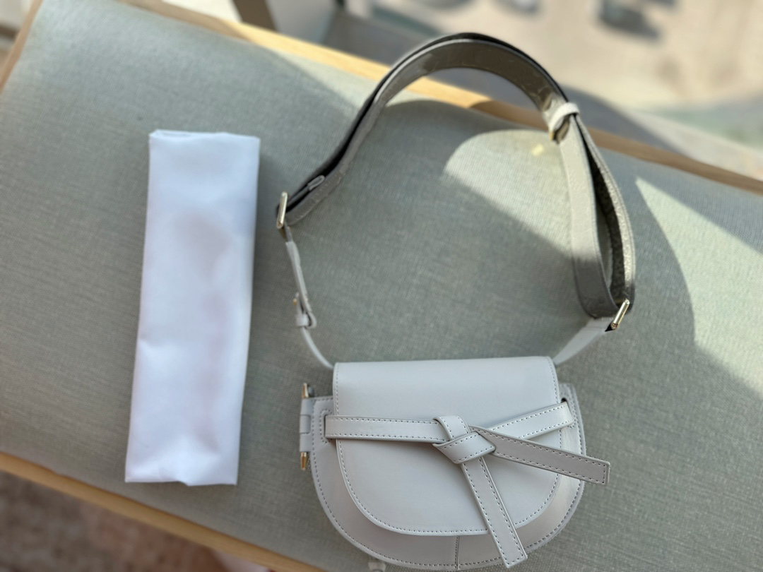 

Women Bags Half Round Bag Cow Leather Cross-Bag Brand Mini Lady Shoulder-bags Woman Saddle Pocket Large Capacity Handbag Luxuries Totes Shoulderbags Pink Bags, Peach