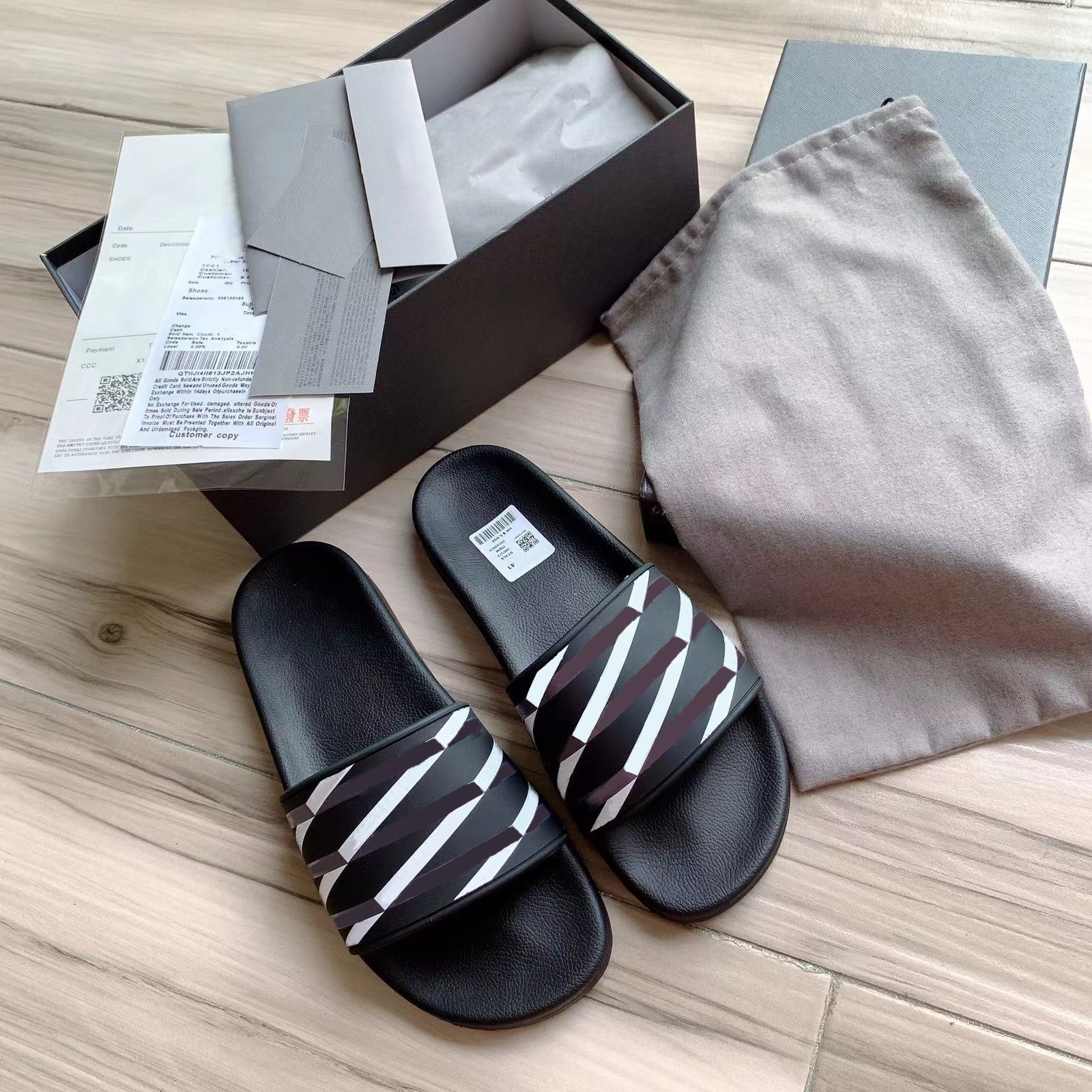 

Luxurys Designers Slippers Sandals For Men Women Fashion Classic Floral Brocade Slides Flats Leather Rubber Platform Flip Flops Gear Bottoms Beach Shoes Loafers