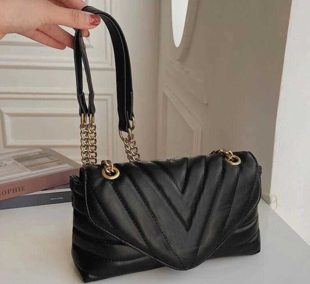

Original Women Tote Shoulder Bags Fashion Designer Luxury Handbags Purses clamshell small messenger Bag Brand Classic Flip matte Leather Chain bags, White