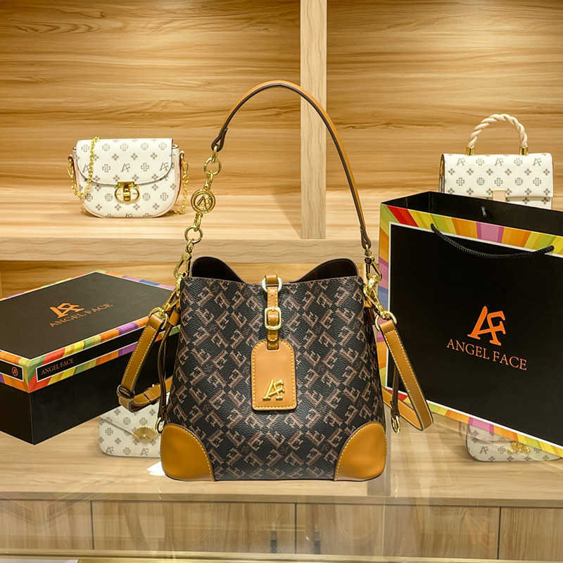 

55%off New Luxury Fashion Brand Bags women's large capacity bucket advanced messenger shoulder bag Female Shoulder Crossbody Bags, Dark coffee (excluding gift box)