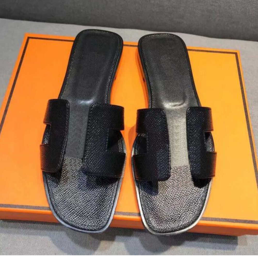 

high quality beach slippers Classic Flat woman sandals Summer lady Cartoon H fashion women shoes Large size 35-42, Color 07