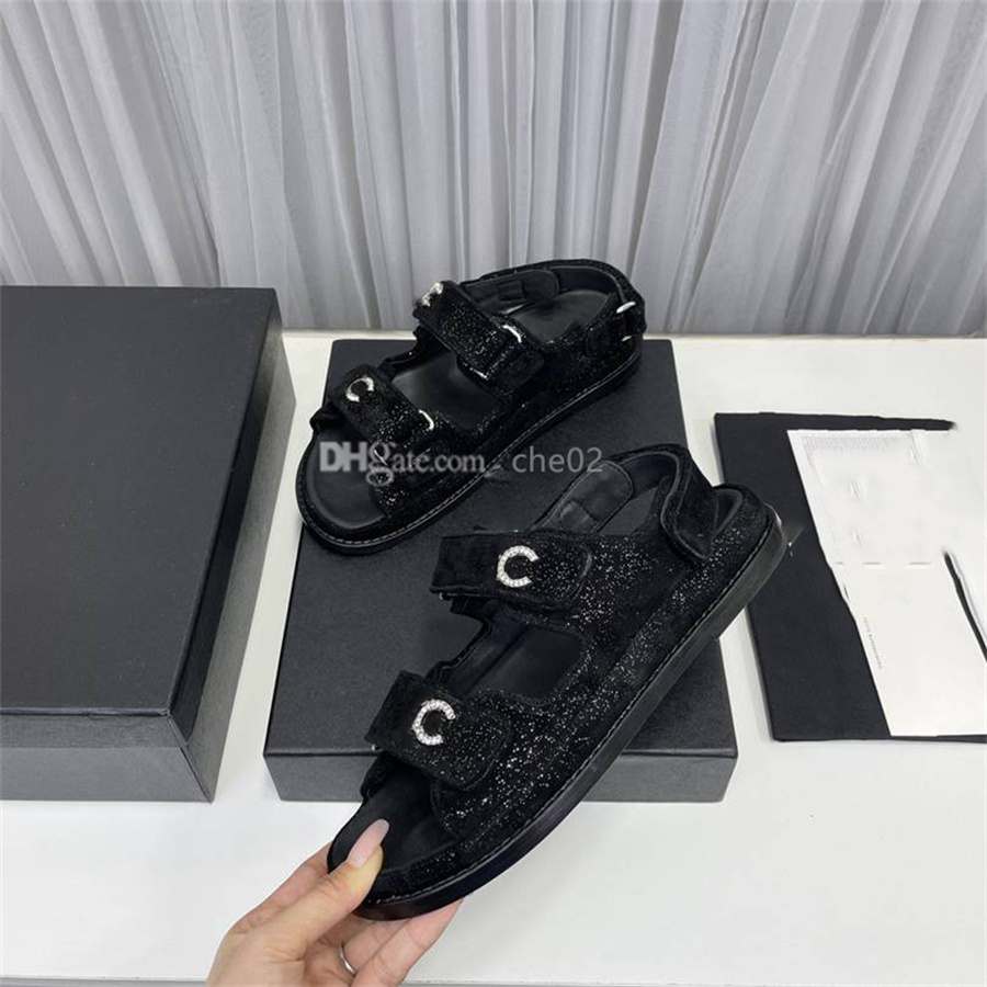 

Designer CC Beach Shoes Luxury Flat Sandals Fashion Women Leather Channel Slides Casual fchd