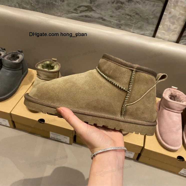

2023 Hot AUS boots U5854 classical Short Mini women snow boots keep warm boot man womens Plush casual warms booties Sheepskin Suede shoes, Reindeer-brown