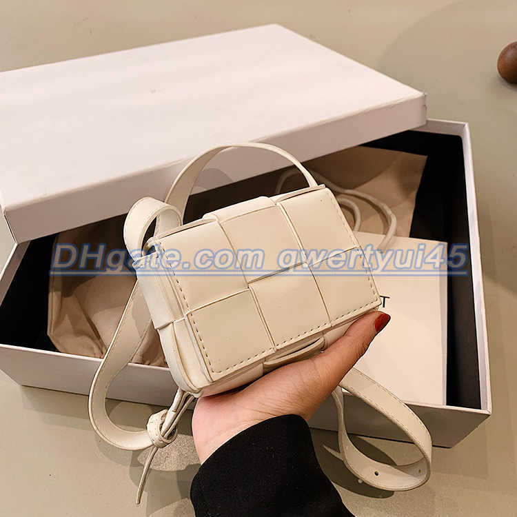 

2023 New Totes Weave Handbag Cassette Leather Flap Pack Women Small Shoulder Purse Hasp Bags Chest Ladies Waist Pack Brand 022623H, Blue