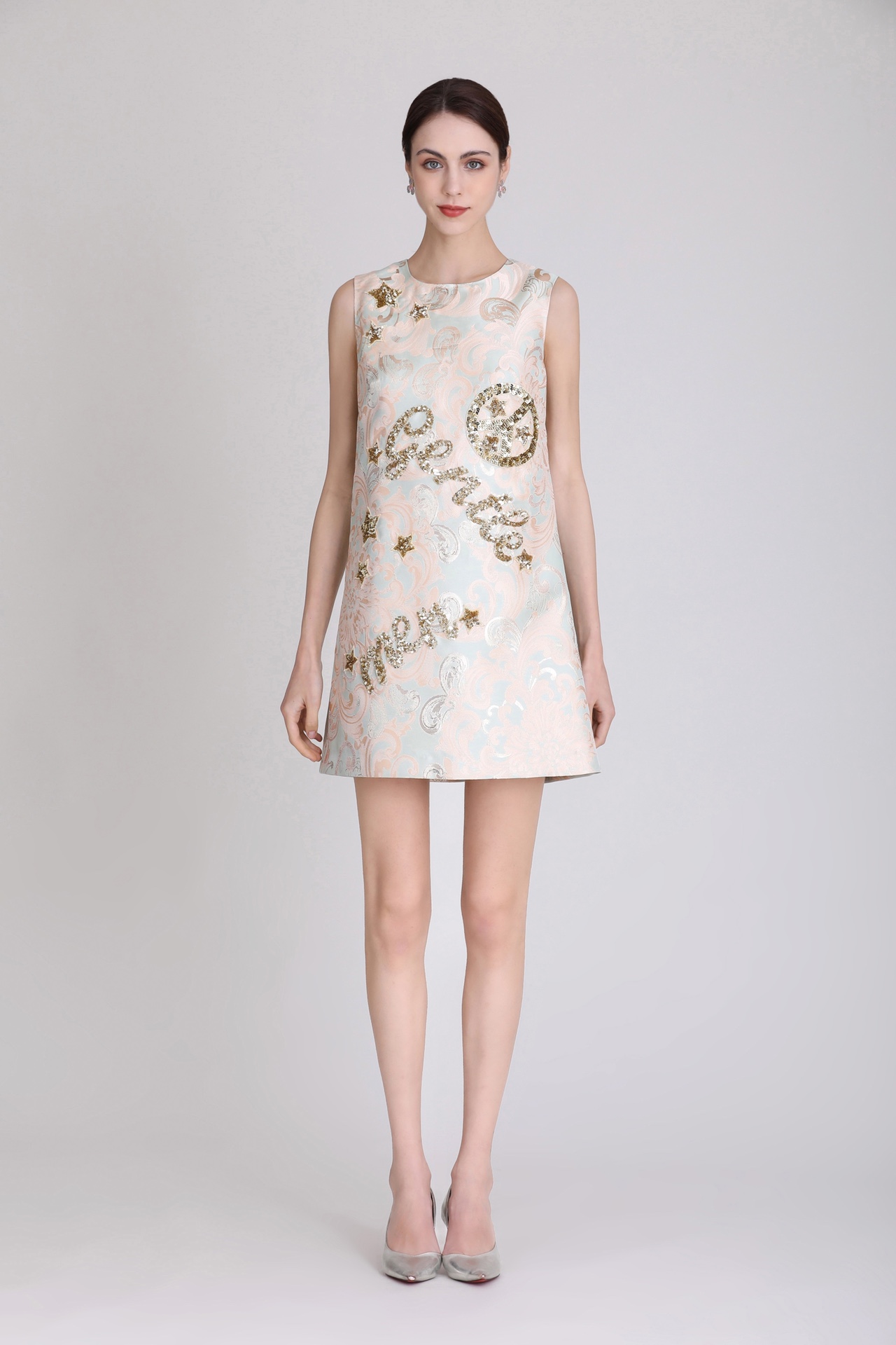 

Casual Dress Dress original designer's star letter beaded piece A skirt print handmade beaded spring and summer short sleeve loose round neck dress monochrome s-XL, Picture color