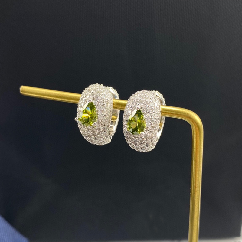 

Luxury Earring Designer Earrings New Fashion Brand Emerald Ear Studs Personality Earrings Women Wedding Party