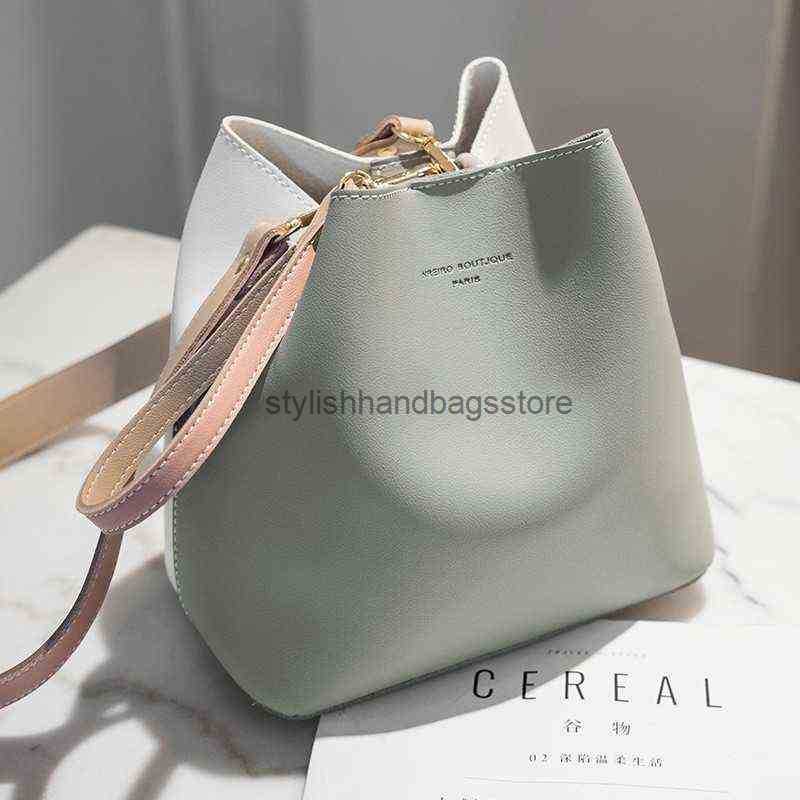 Femmes Seau Sac De Luxe Épaule Bandoulière Sac À Main De Haute Qualité Grande Capacité Solide Couleur Sacs Nouvelle Mode Casual Messenger Sac Y22