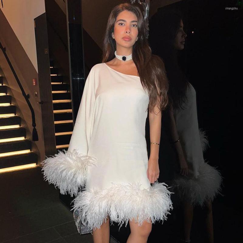 

Casual Dresses Zoctuo Off Shoulder Dress 2023 Elegant Bat Sleeve Feather Cape Party Midi Skits Lady White Vestidos Sexy, Black