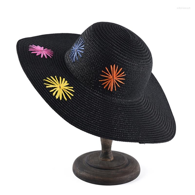 

Wide Brim Hats Parent-child Straw Ladies Hand-embroidered Large-brimmed Sun Protection Vacation Travel Beach HatsWide