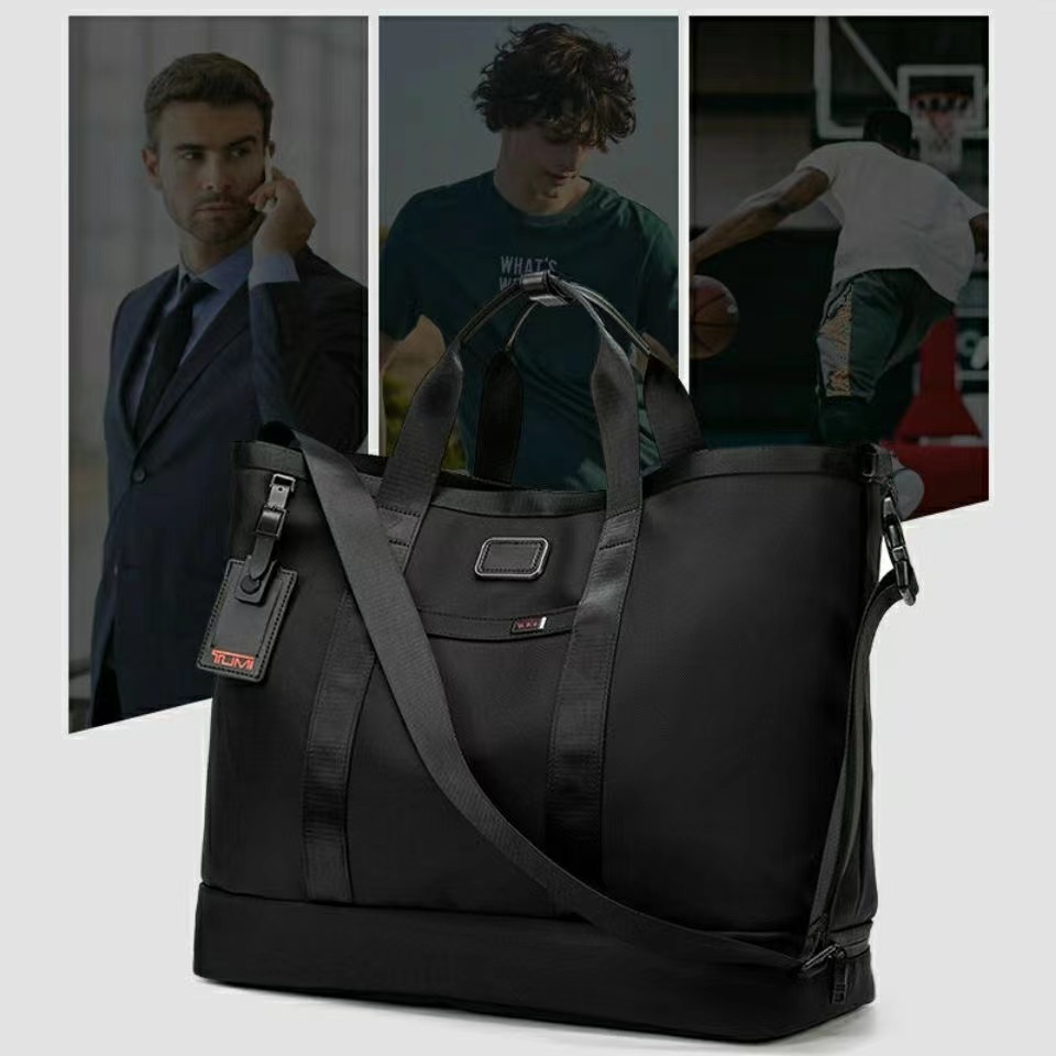 

All new TUMI and McLaren co-branded men's Handbag briefcase Q3