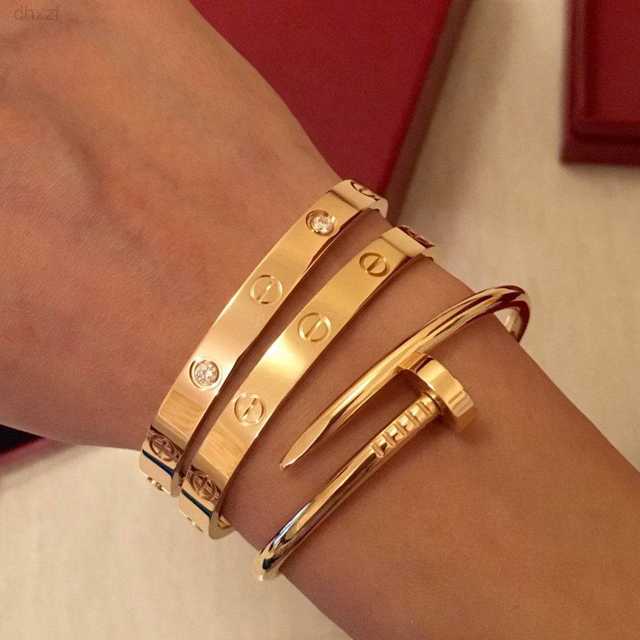 

Luxury Designer 316l Stainless Steel 18k Gold Plated Screwdriver Screw Love Brand Bangle Bracelet for Women and Men